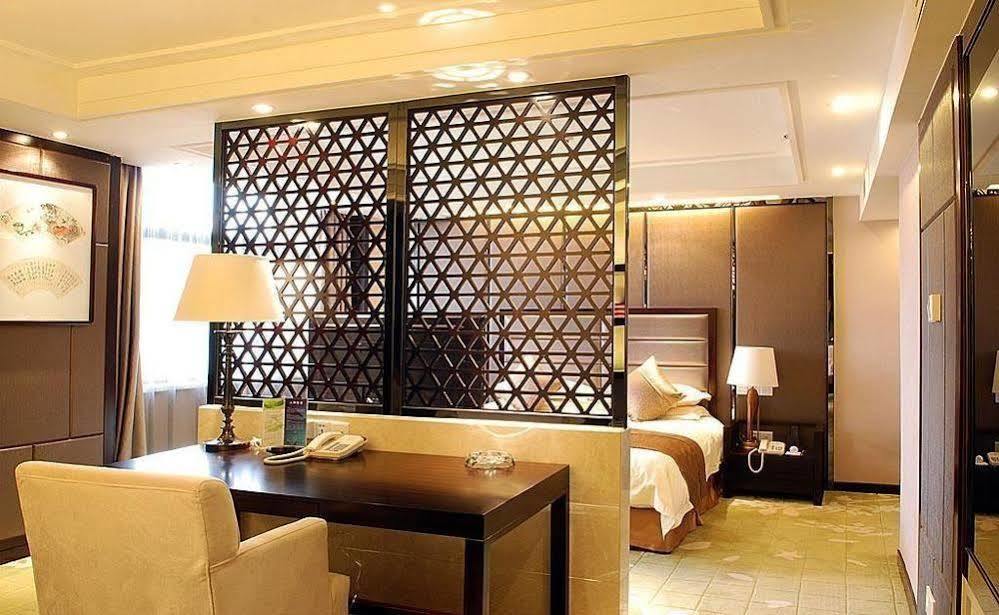 Wuxi Grand Hotel Exterior photo