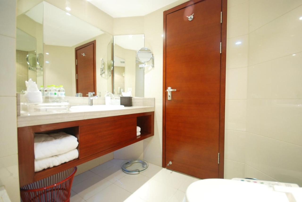 Wuxi Grand Hotel Exterior photo